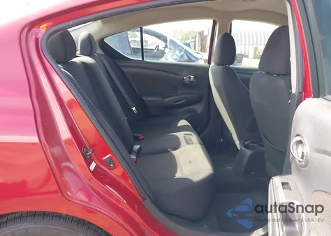 2013 Nissan Versa 1.6 Sv z USA, uszkodzony, nr VIN 3N1CN7AP5DL857509